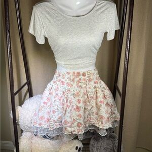 Elegant Floral Mini Skirt